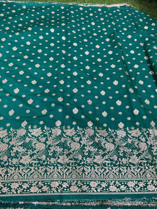 Green Benaras Daman Zari weaving