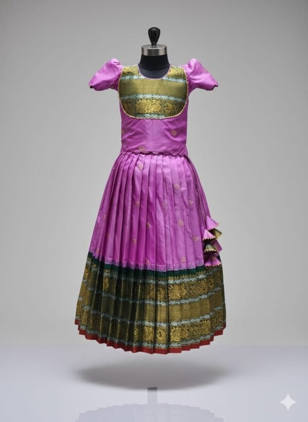 Gadwal Lavender Outfit