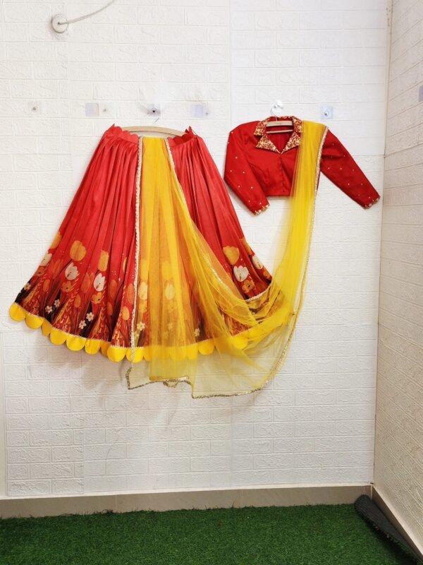 Red Tulips Halfsaree