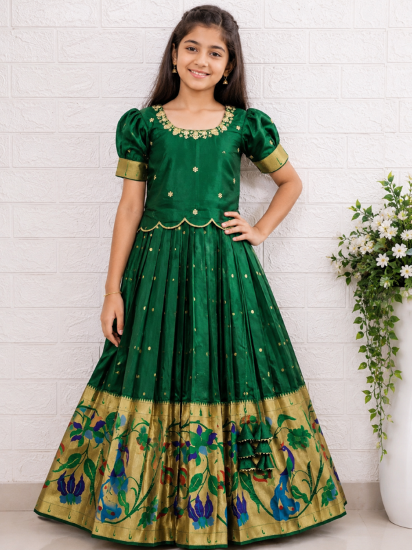 Green Paithani Lehenga Blouse ✨