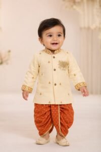 maggam-kurta-with-beneras-dhothi-2